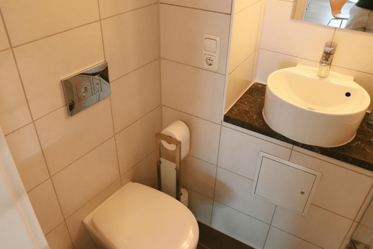 Helles Apartment Fuer 1-2 Pers. Mit Parkplatz Und Wifi Kraiburg am Inn Exteriér fotografie