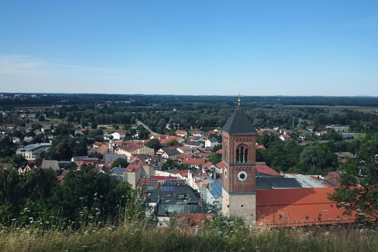Helles Apartment Fuer 1-2 Pers. Mit Parkplatz Und Wifi Kraiburg am Inn Exteriér fotografie