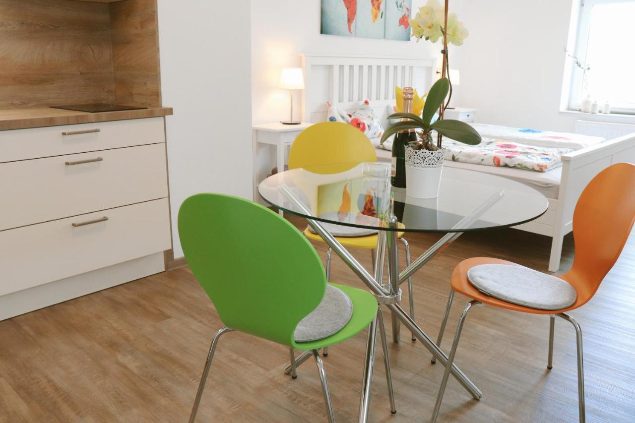 Helles Apartment Fuer 1-2 Pers. Mit Parkplatz Und Wifi Kraiburg am Inn Exteriér fotografie